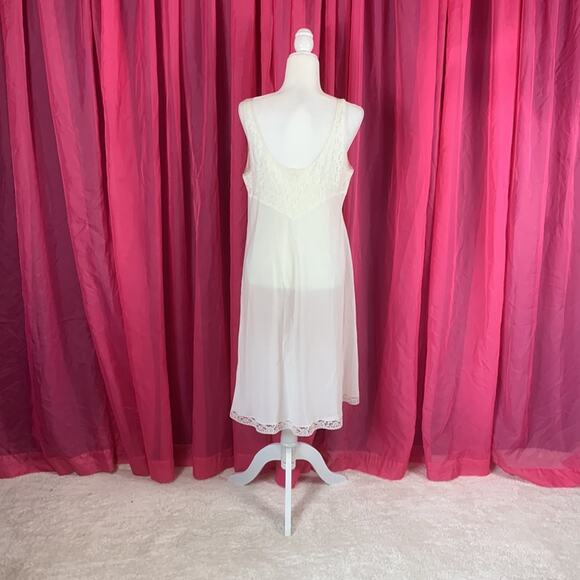 Vintage Barbizon cream midi slip with lace bust, large or 20 - Picture 2 of 11
